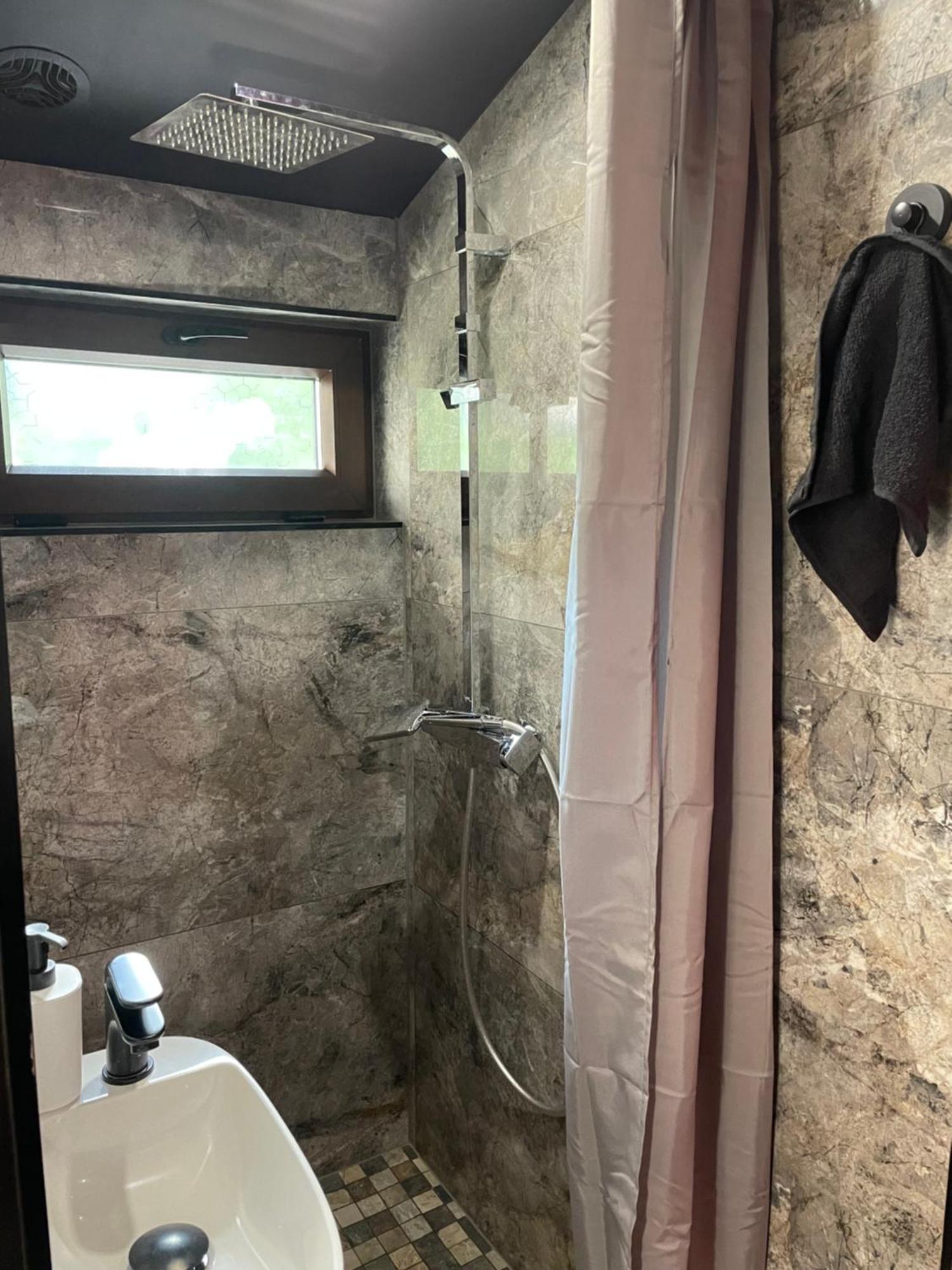 Jacuzzi Love Room Mulhouse Exterior foto